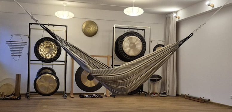 Klang in der Hängematte genießen